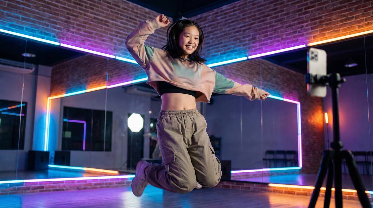 黄色仓库舞蹈视频